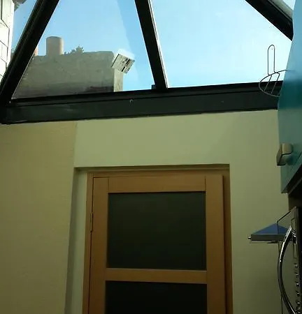 Le Saint Léonard...il Est Bleu